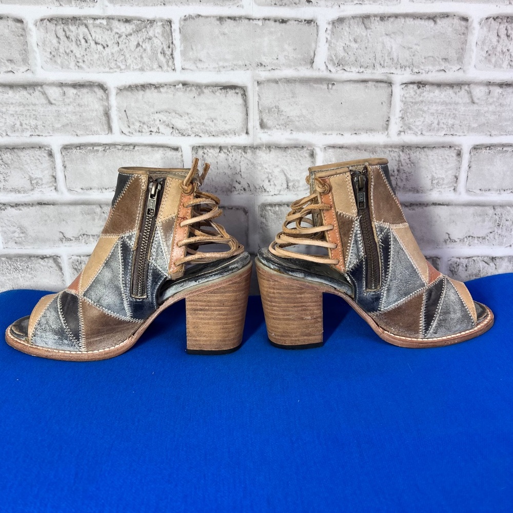 🦅|•FREEBIRD BY STEVEN•| BAY Patchwork Bootie Sandal Lace Up Back Size 9 - Picture 7 of 12